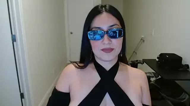 Sassy_Latina from StripChat is Freechat