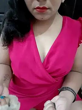 Sassy_Saraa from StripChat is Freechat