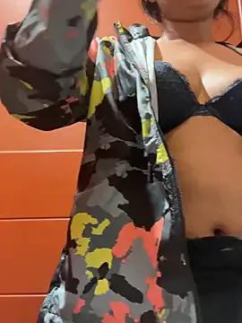 Try our girls live displays and explore the company of endless strippers, with beautiful physiques, vibrating toys and more.