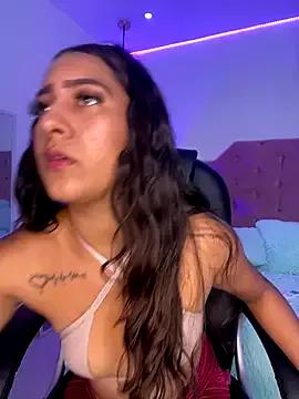 ScarletDesire_ from StripChat is Freechat