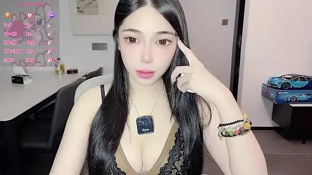 Scarlett-bb from StripChat is Freechat