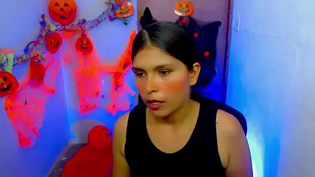 Scarlett_777_ from StripChat is Freechat