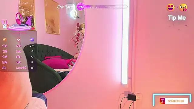 Try our girls live displays and explore the company of endless strippers, with beautiful physiques, vibrating toys and more.