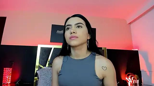 Try our girls live displays and explore the company of endless strippers, with beautiful physiques, vibrating toys and more.