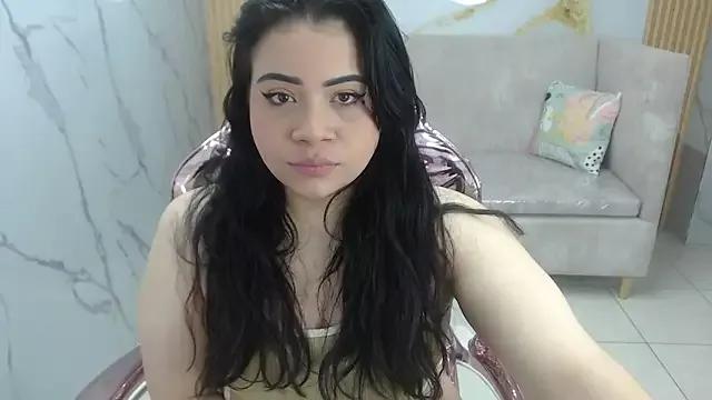 Scarlettt_s from StripChat is Freechat