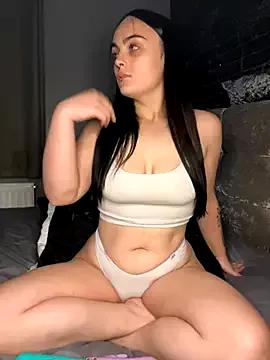 Try our girls live displays and explore the company of endless strippers, with beautiful physiques, vibrating toys and more.