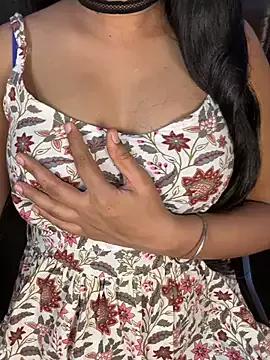 Try our girls live displays and explore the company of endless strippers, with beautiful physiques, vibrating toys and more.