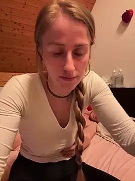 Try our girls live displays and explore the company of endless strippers, with beautiful physiques, vibrating toys and more.