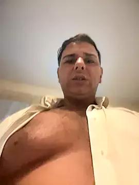 SecretlyDD from StripChat is Freechat