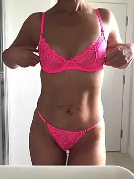 Try our girls live displays and explore the company of endless strippers, with beautiful physiques, vibrating toys and more.