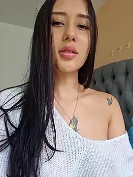 Try our girls live displays and explore the company of endless strippers, with beautiful physiques, vibrating toys and more.