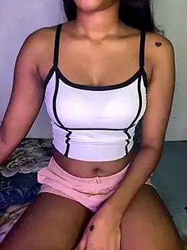 selena_mia from StripChat is Freechat