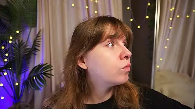 Try our girls live displays and explore the company of endless strippers, with beautiful physiques, vibrating toys and more.