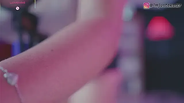 Avatar of sensualkattt