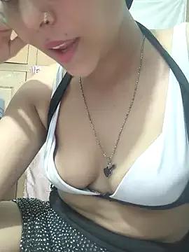 Try our girls live displays and explore the company of endless strippers, with beautiful physiques, vibrating toys and more.