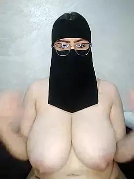 Sexy__Arab from StripChat is Freechat