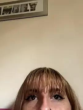 Sexy_Bulgarian_woman from StripChat is Freechat