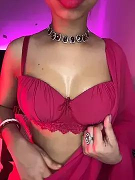 Try our girls live displays and explore the company of endless strippers, with beautiful physiques, vibrating toys and more.