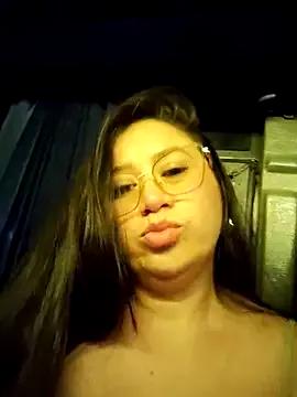 Try our girls live displays and explore the company of endless strippers, with beautiful physiques, vibrating toys and more.
