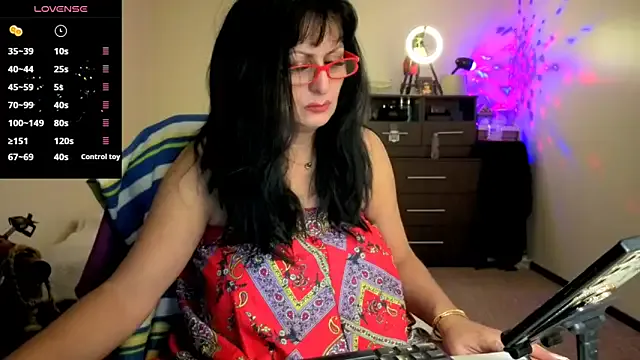 SexyAndBadGirl — Get Mony-Naked 5 min at goal