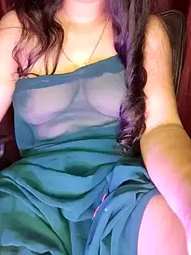 Try our girls live displays and explore the company of endless strippers, with beautiful physiques, vibrating toys and more.
