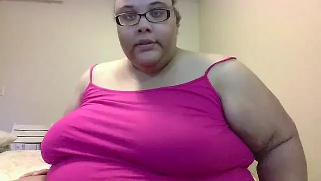 SexyBBW10790 from StripChat is Freechat