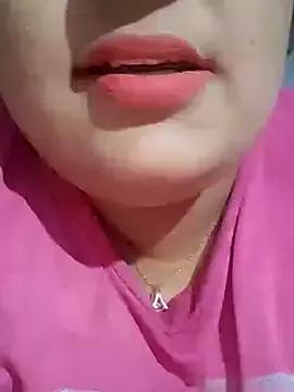 sexymotto from StripChat is Freechat