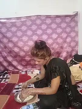 Sexyy_miaa from StripChat is Freechat