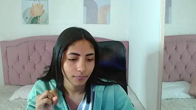 shaneelle from StripChat is Freechat