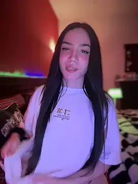 Try our girls live displays and explore the company of endless strippers, with beautiful physiques, vibrating toys and more.
