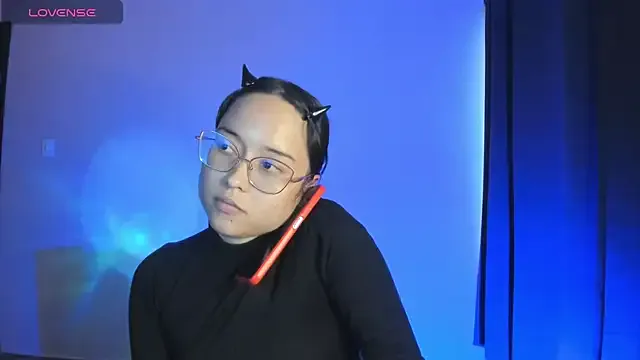 shantalc3rezo — take off your blouse