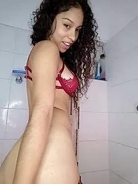 Shower beauty: Entertain your wishes and discover our live displays extravaganza with experienced cam hosts getting naked and masturbating with their vibrators.