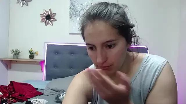 sharon_and_kloee from StripChat is Freechat