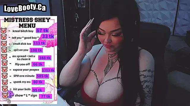 Try our girls live displays and explore the company of endless strippers, with beautiful physiques, vibrating toys and more.