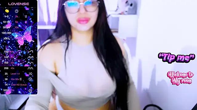 siddhixxx_592 from StripChat