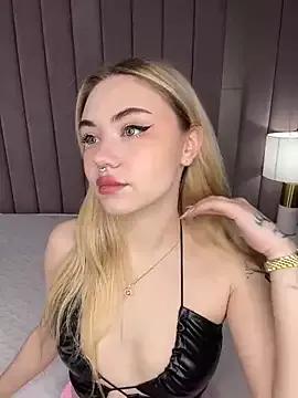 Photos of SierraFord from StripChat is Freechat