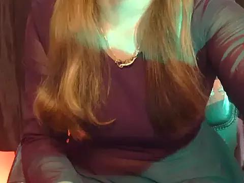 simran_darling1 from StripChat is Freechat