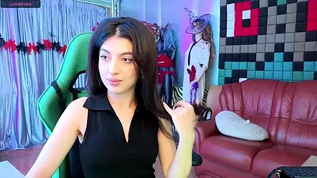 SinWolf_ from StripChat is Freechat