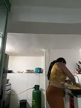 siri_duque from StripChat is Freechat