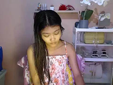 skinny_gracie from StripChat is Freechat