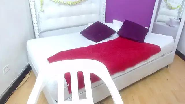 skinny_squirter18 from StripChat is Freechat