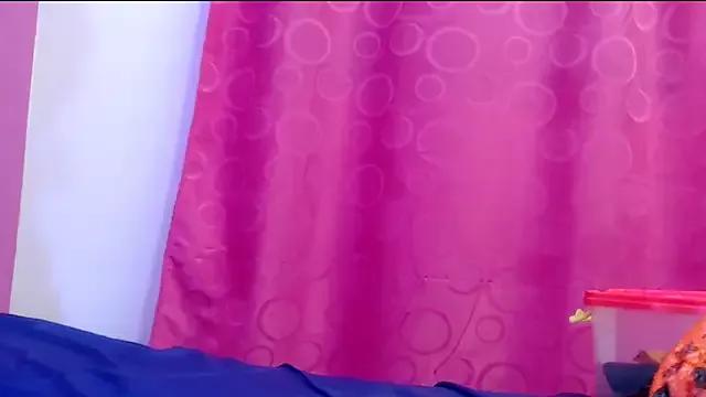 skinnysofia18 from StripChat is Freechat