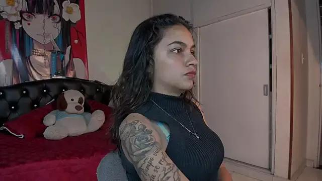 Skylovershot from StripChat is Freechat