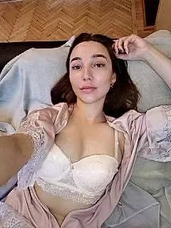 Sleepy_Ash_ from StripChat