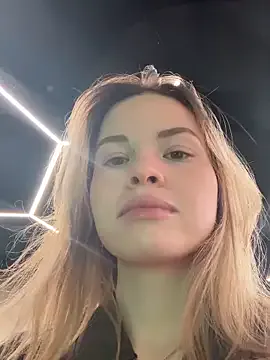 SMELLSEX — OPEN DOOR FULL NAKED CUM IN MENS SHOWER