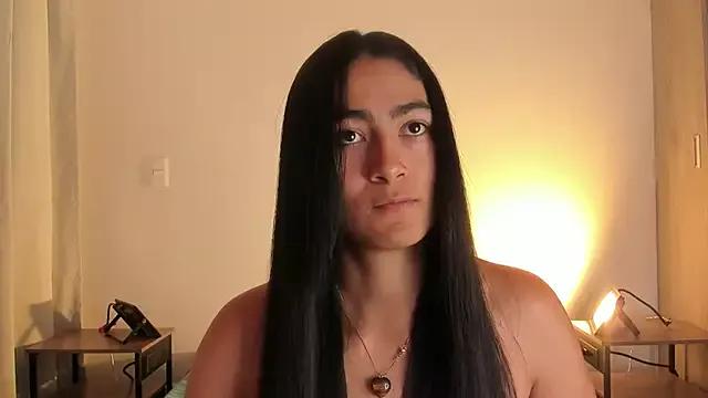 SoffiaRose from StripChat