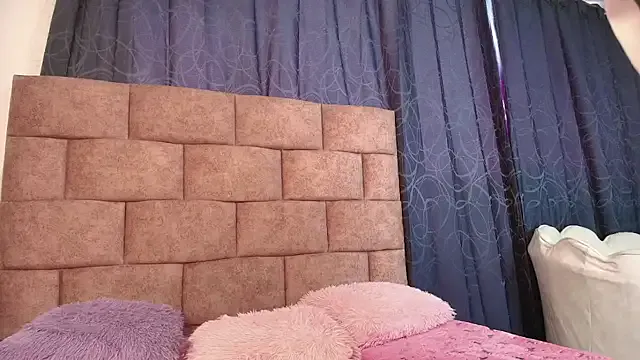 Sofi-Brown — 1 Finger in my ass