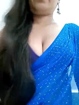 Sofia-ex from StripChat is Freechat