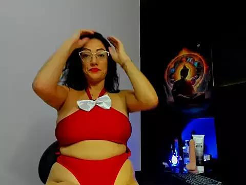 Try our girls live displays and explore the company of endless strippers, with beautiful physiques, vibrating toys and more.