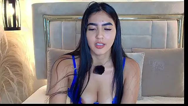 Try our girls live displays and explore the company of endless strippers, with beautiful physiques, vibrating toys and more.